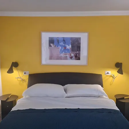 אכסניה La Controra *