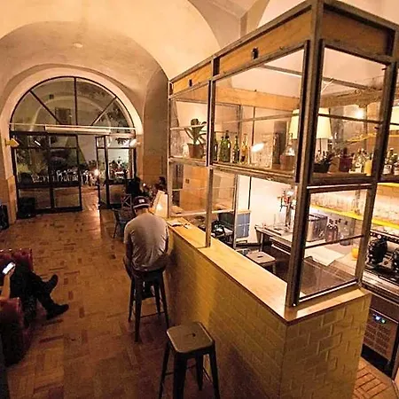 Hostel La Controra Νάπολη
