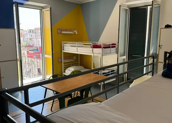 Hostel La Controra *