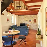 La Controra Hostel