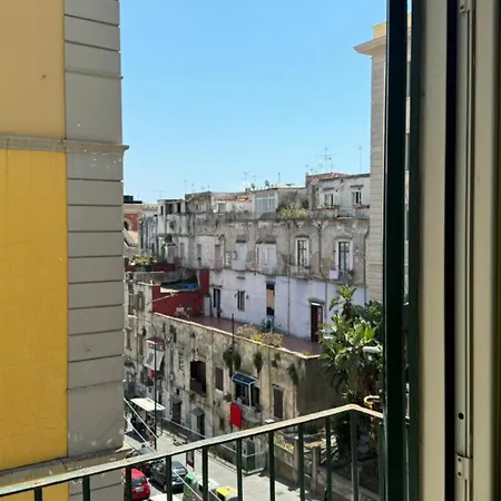 那不勒斯拉肯托拉旅馆