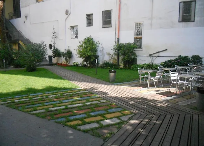 La Controra Hostel *